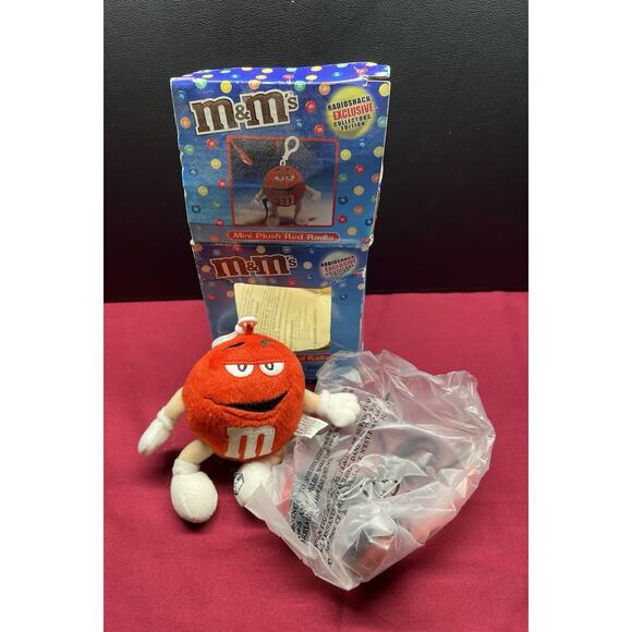 M&Ms Mini Plush Red Radio With Headphones Collectible Radio Shack Exclusive - Picture 5 of 5
